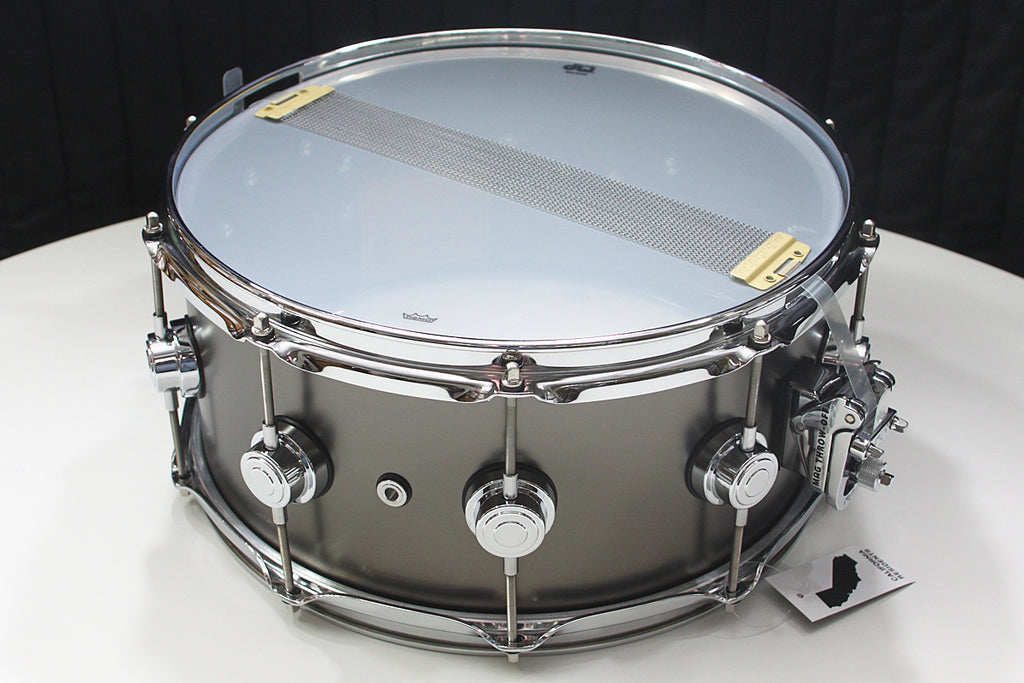 DW USA Collectors Series Black Satin Over Brass 6.5 x 14 Snare